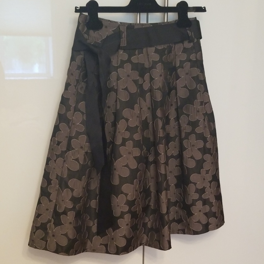Gracia Midi Skirt